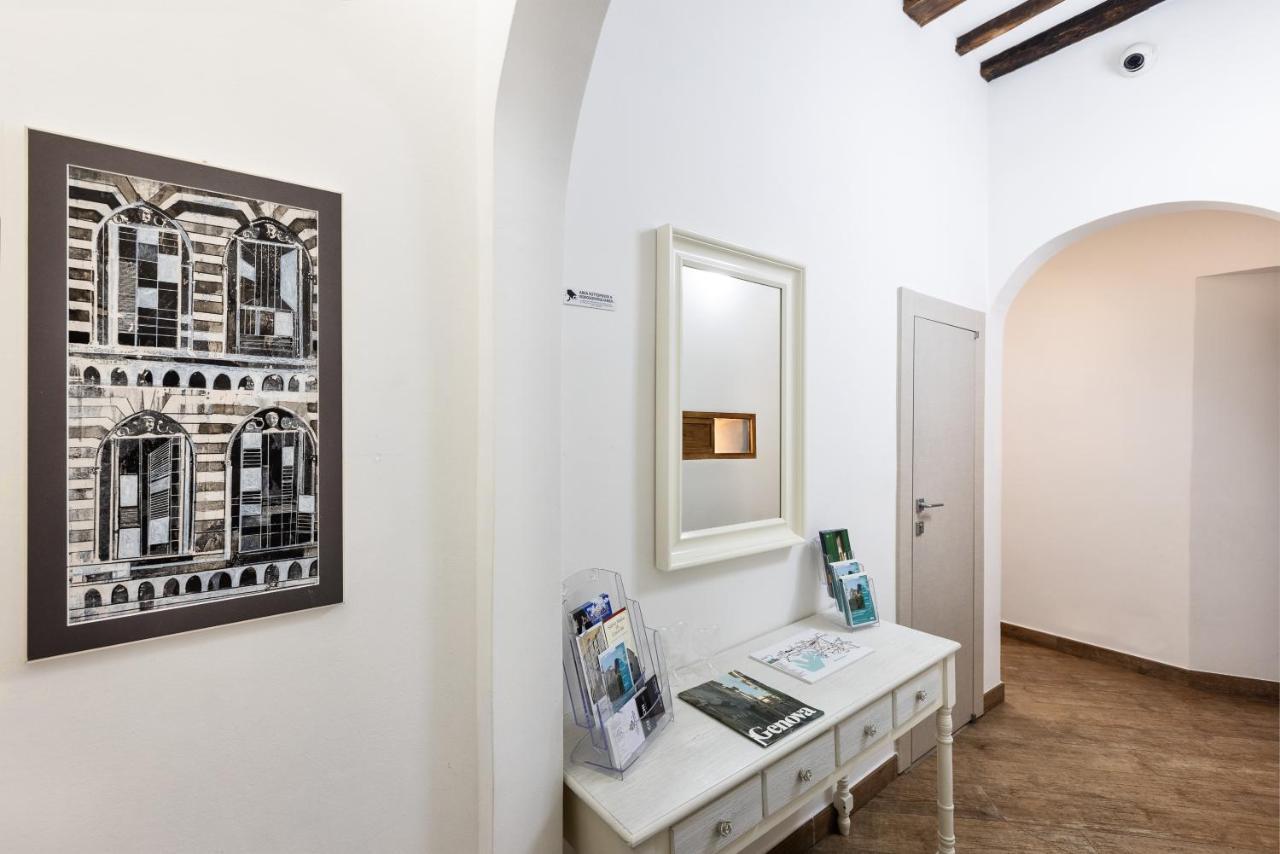 Rooms Old Port Genova ภายนอก รูปภาพ