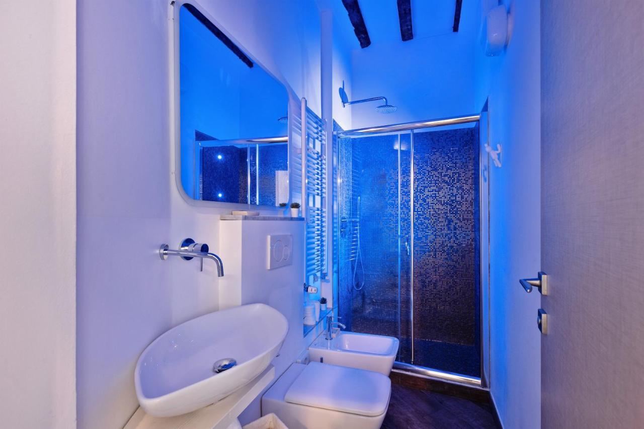 Rooms Old Port Genova ภายนอก รูปภาพ